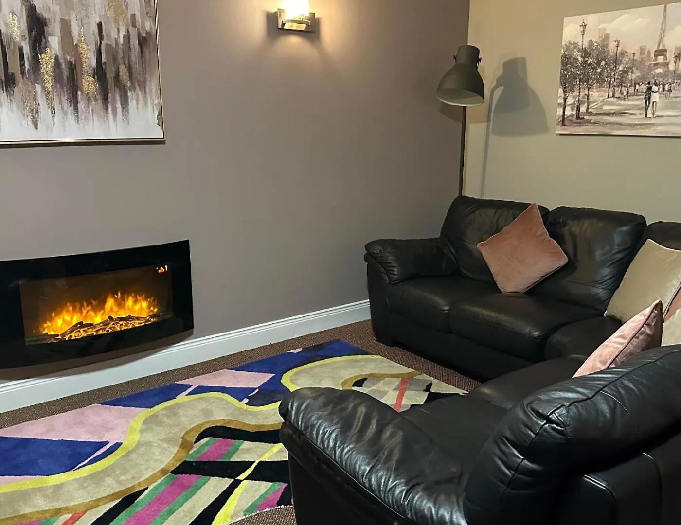 Spacious 2 Bedroom Apartment In Killarney